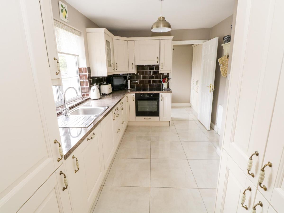 Curragh Hill Villa Westport Bagian luar foto